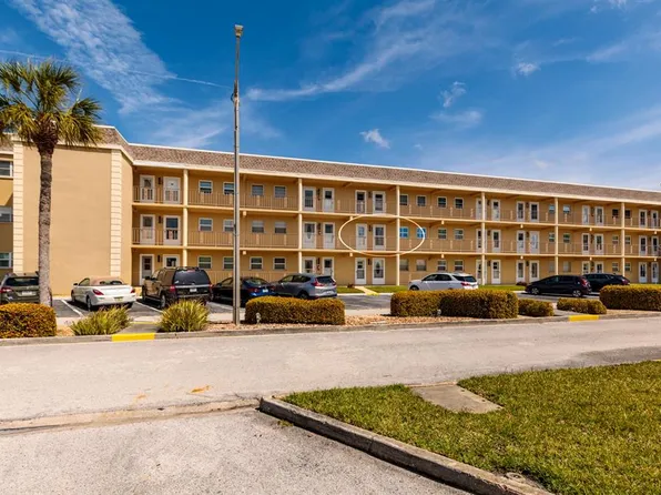 1 Boca Ciega Point Blvd APT 206, Saint Petersburg, FL 33708