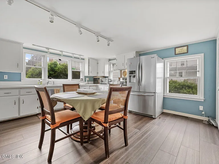 1 Cherry Ln — Photo 23