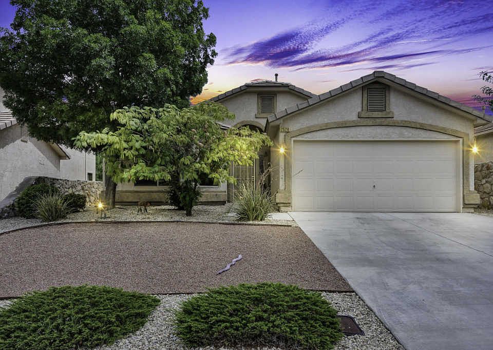 1st image of 2526 Candlewood Cir
