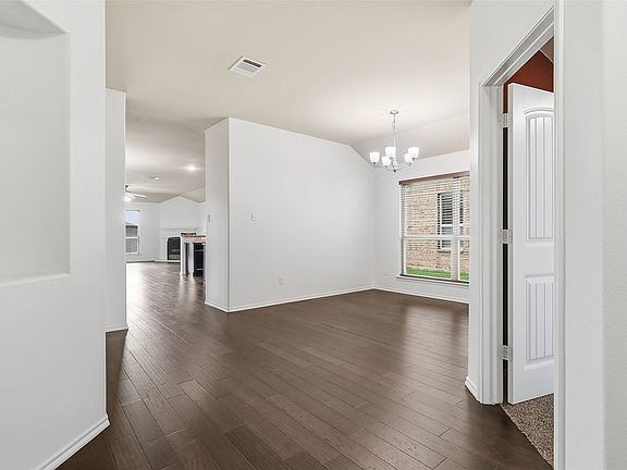3rd image of 3511 Wysong St