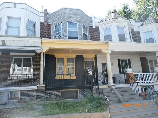 Photo 1 of 7 - 3815 N Smedley St - Philadelphia, PA Primary Photo - 3815 N Smedley St