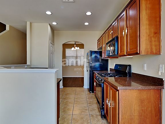 3rd image of 509 Fork Mesa Ct