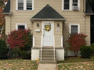 767 Riverbank St #3, Wyandotte, MI 48192