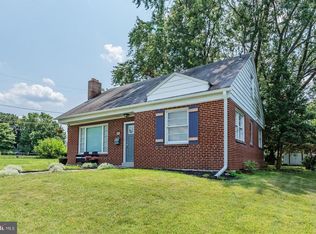 241 Redwood St, Harrisburg, PA 17109