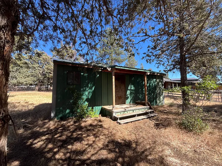 69196 Hurtley Ranch Rd — Photo 37