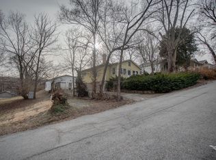 2827 Residence St, Alton, IL 62002