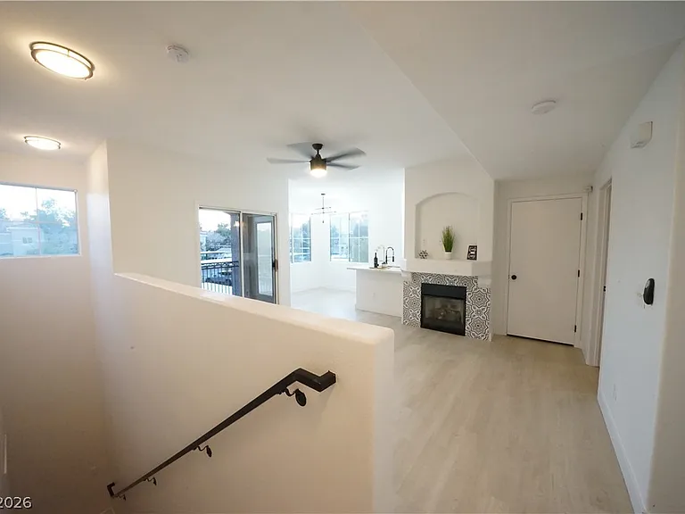 9050 W Warm Springs Rd #2084 — Photo 6