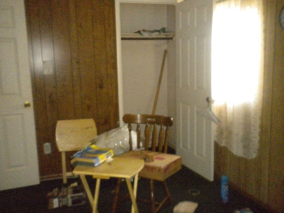1st image of 304 Essex Dr