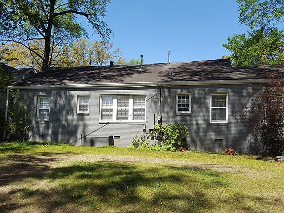 2nd image of 3525 Oakley Ave
