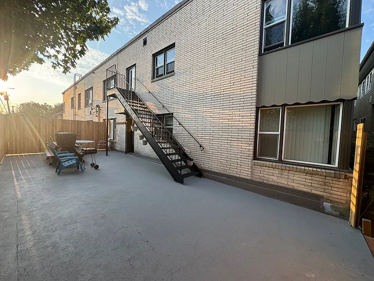 1806 W Pacific Ave — Photo 9