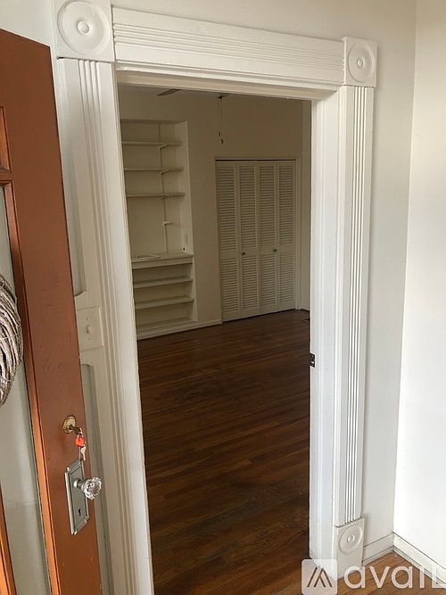 1st image of 511 Jefferson St #511