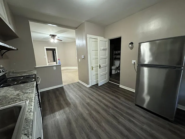 1540 Central Ave #2S — Photo 3