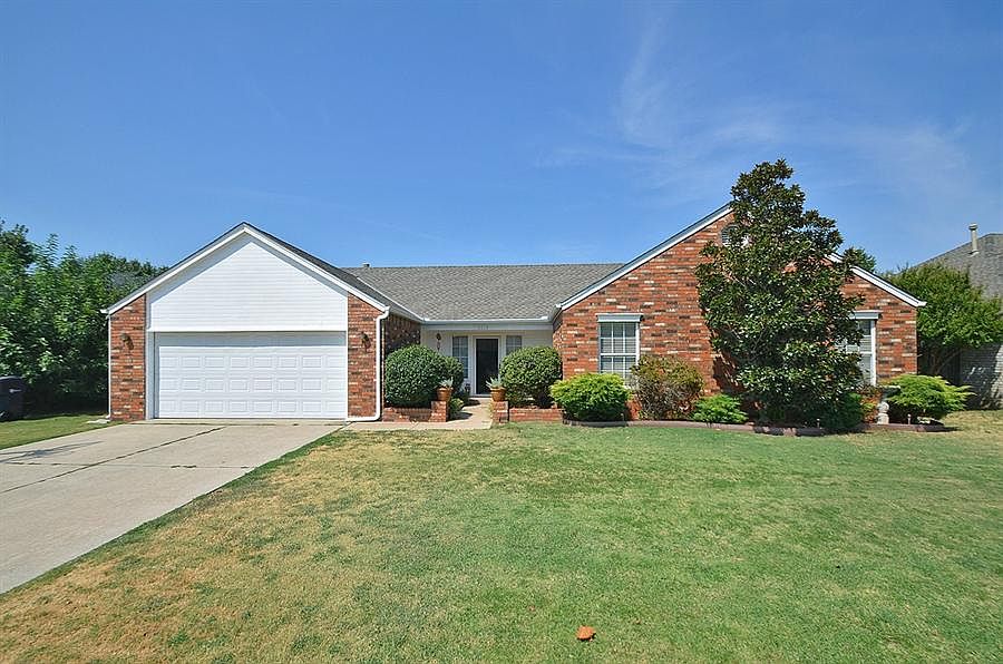 2nd image of 8113 Harvest Hills South Blvd