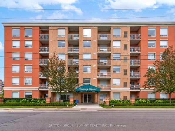32 Tannery St #606, Mississauga, ON L5M 6T6