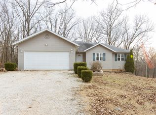 325 Orchard Dr, Ridgedale, MO 65739