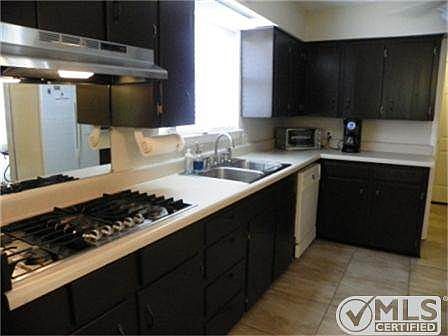 5th image of 2423 Whitewood Dr