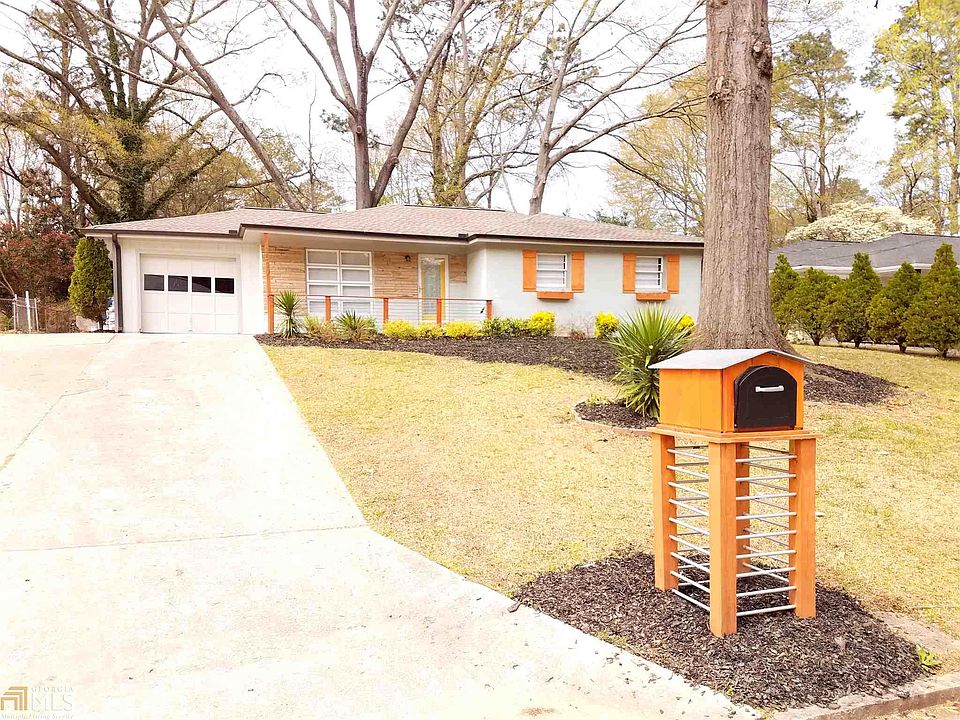 2nd image of 2597 Wood Valley Dr