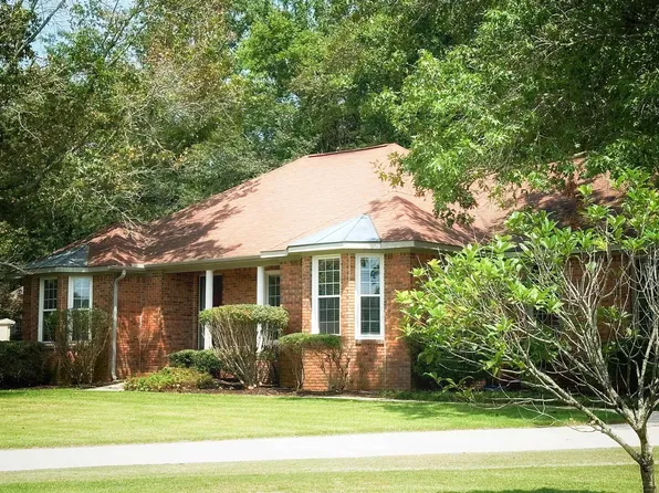 4552 Arrowhead Dr SE, Decatur, AL 35603