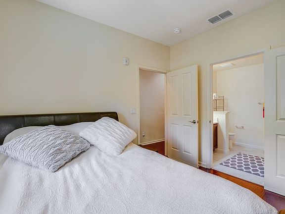 5th image of 1378 Nestwood Way