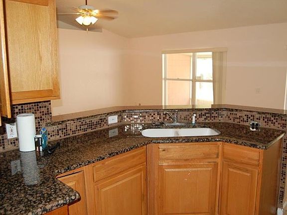 2nd image of 1011 Cannock Dr