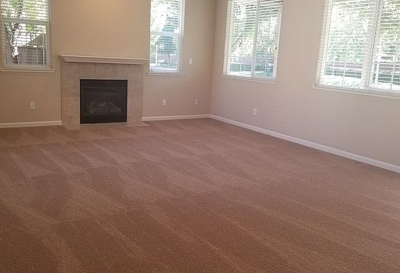 4th image of 7621 Rush River Dr