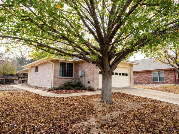 Swimming Pool Kerrville Real Estate 46 Homes For Sale Zillow