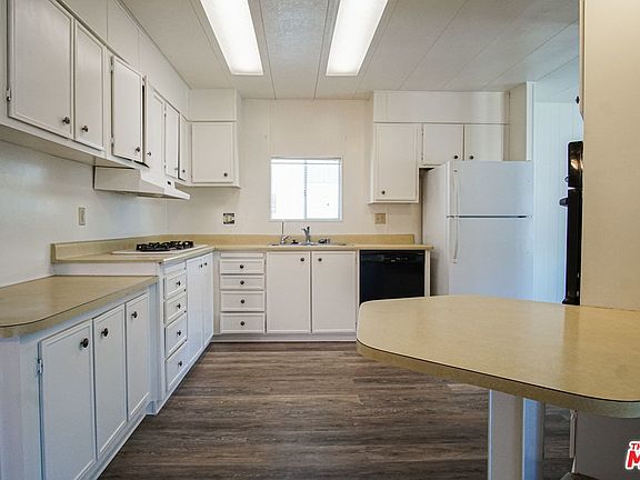 4th image of 1170 Vista Grande Dr