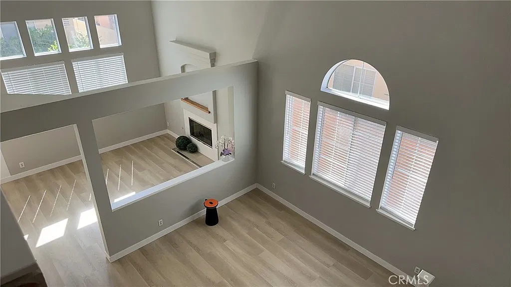 3 bed, 1531 sqft, $3,560 — Photo 3