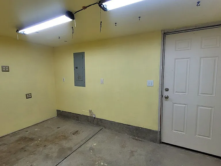 310 Village Dr — Photo 16