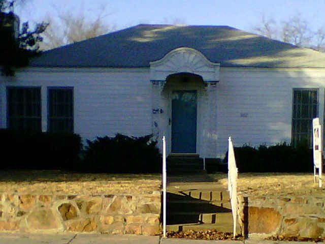 1st image of 3017 Marigold Ave