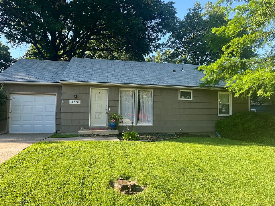 Updated 3 bedroom 1 Full Bathroom with unfinished basement