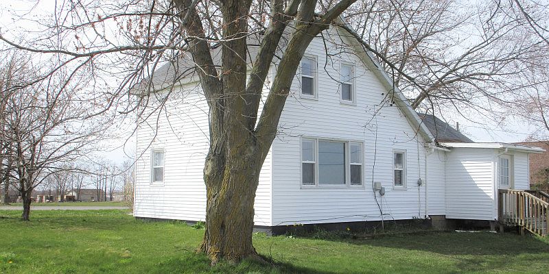 1st image of 3603 32nd Ave