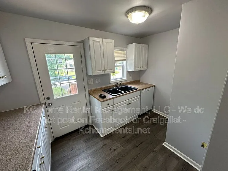 4116 Springfield St — Photo 12