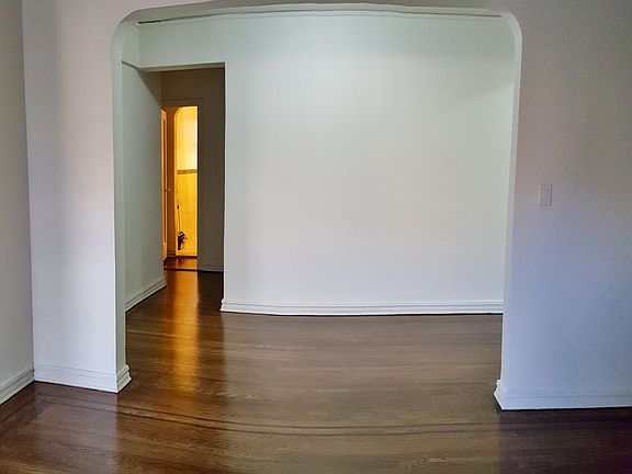 5th image of 82-01 Britton Ave #2-B