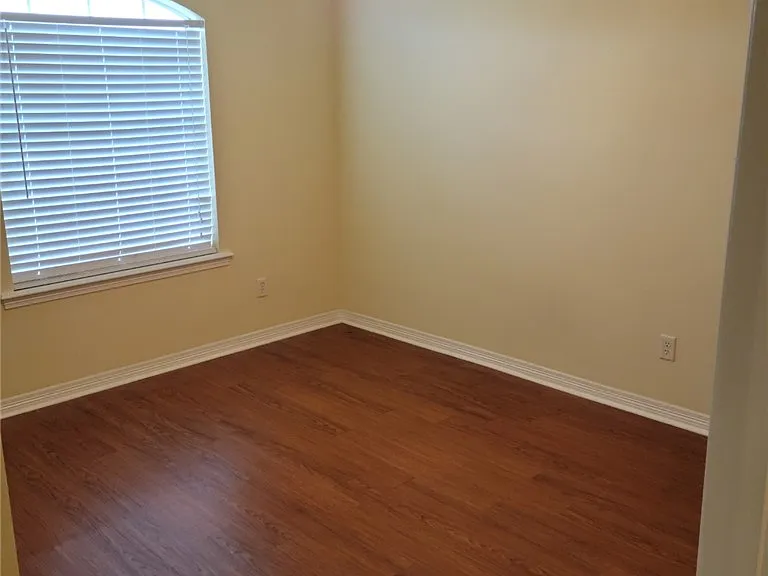 2821 Horseback Dr — Photo 7