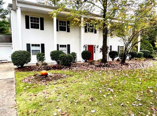 119 Burlington Oval Dr, Chardon, OH 44024