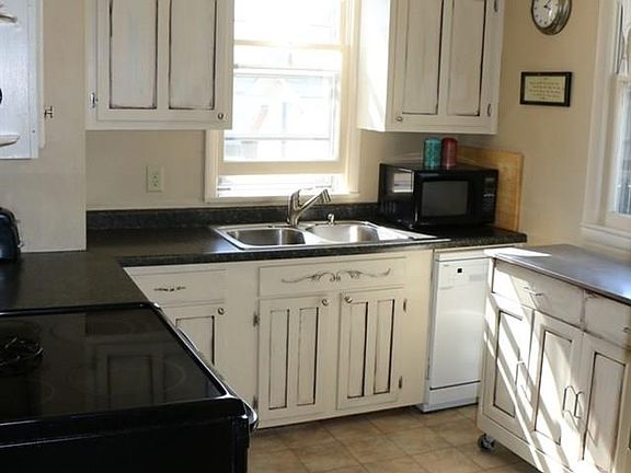 2nd image of 2327 Maryland Ave