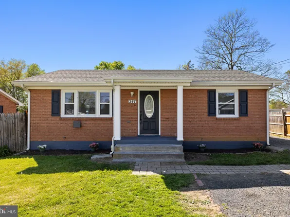 247 Walton St, Strasburg, VA 22657