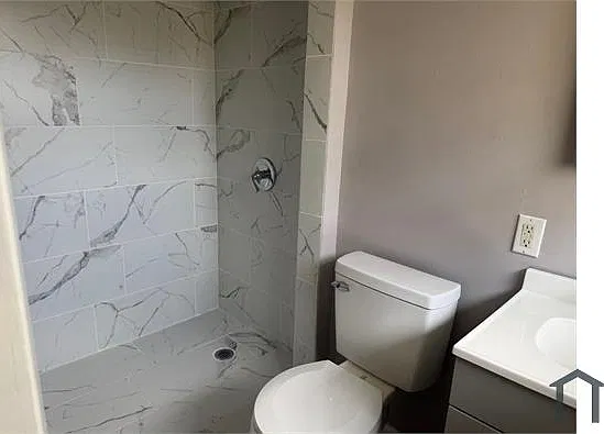 4 bed, $1,995 — Photo 3