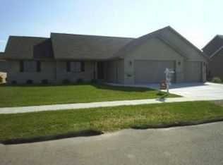 4017 Braeburn Dr, Appleton, WI 54913