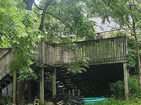 2nd image of 157 Valley Dr