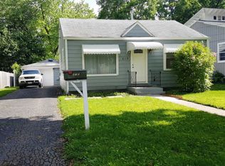 615 Cooper Ave, Elgin, IL 60120