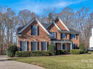1102 High Brook Dr, Waxhaw, NC 28173
