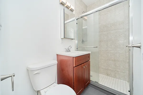 Rented by Compass | media 12