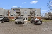 1 NW 8th St — Photo 126