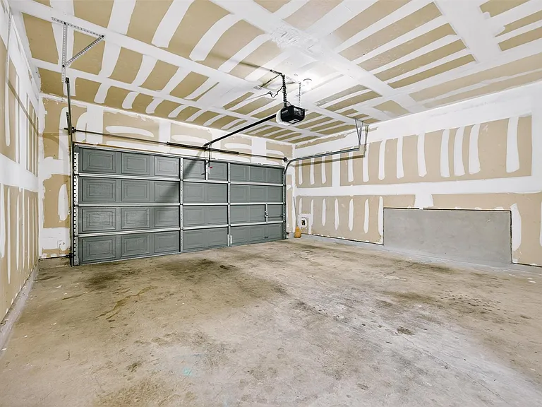 2632 Century Park Blvd #41 — Photo 36