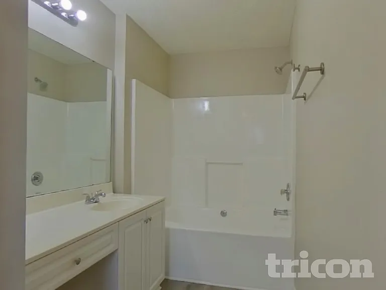 118 Saddlemount Ln — Photo 8