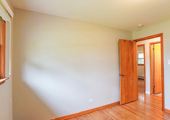 5th image of 8201 Hillcrest Dr