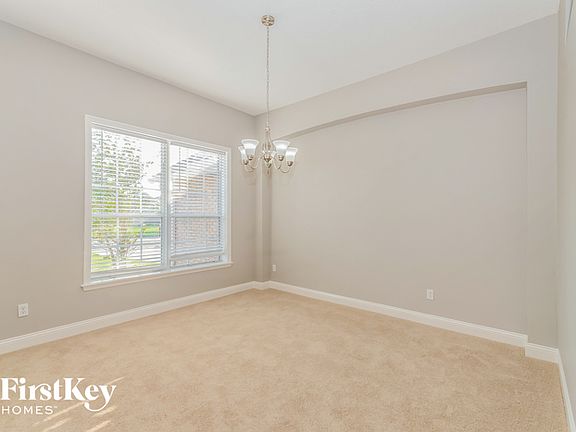 4th image of 6602 Chester Park Dr