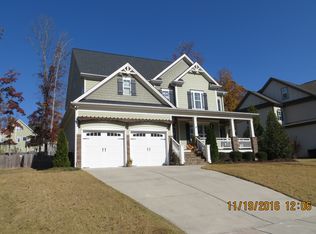 1029 Hollymont Dr, Holly Springs, NC 27540